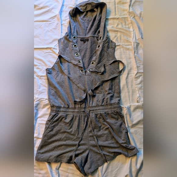 Almost Famous Romper - Picture 2 of 4